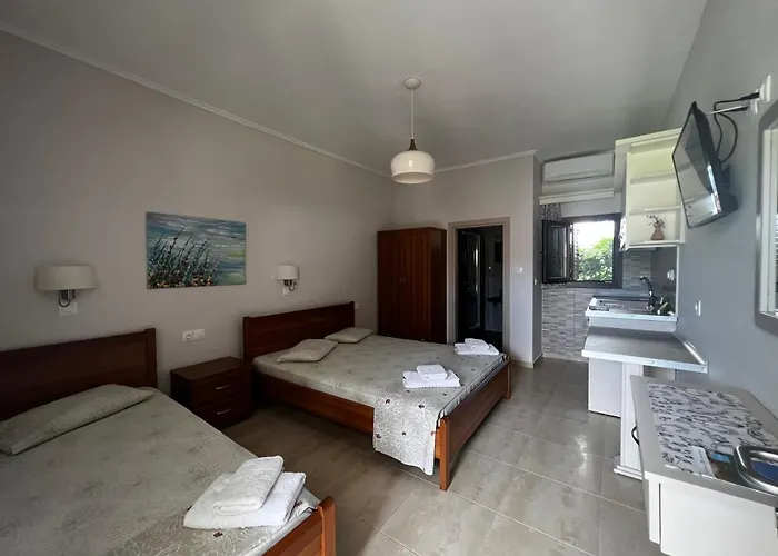 House Evristhenis 2 Торони